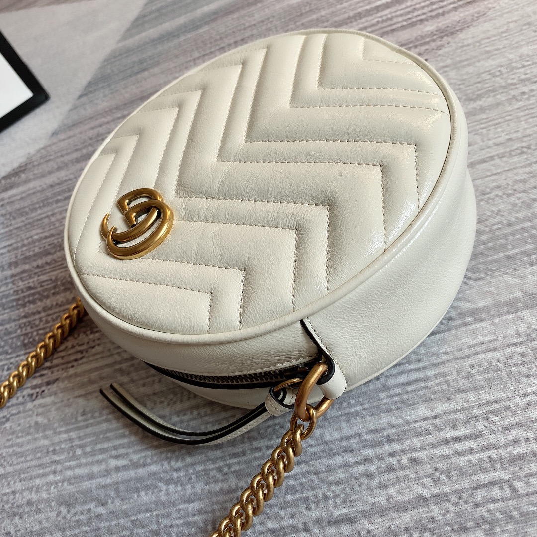 Marmont Mini Round Shoulder Bag 550154 White